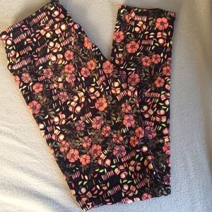 Lularoe leggings!